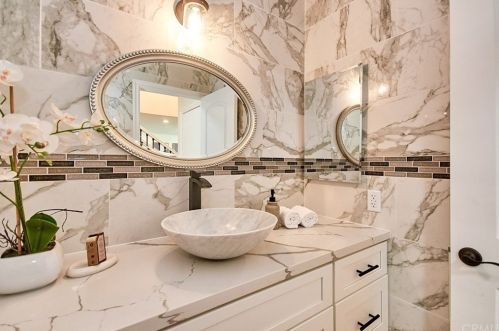 17522 Medford Ave, Tustin CA  92780-1922 exterior