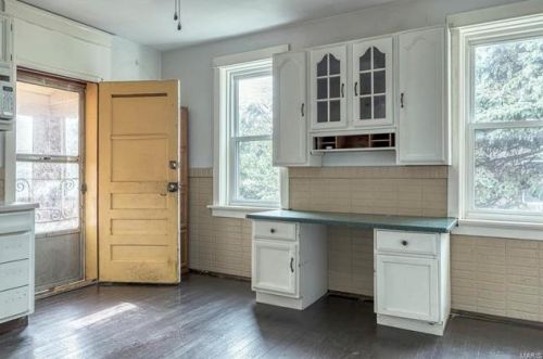 3834 Virginia Ave, Saint Louis MO 63118-4316 exterior