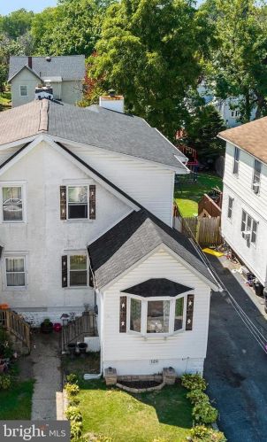 120 Cooke Ave, Manor PA 19036-1404 exterior