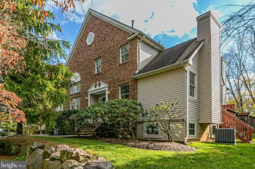 7 Stonewall Cir, Princeton, NJ 08540-1441