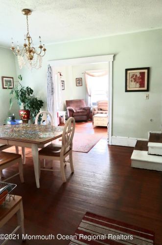 225 Cedar St, Oakhurst NJ 07755-1509 exterior