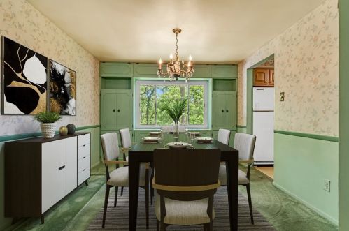 699 Fruithurst Dr, Pittsburgh PA 15228-2534 exterior