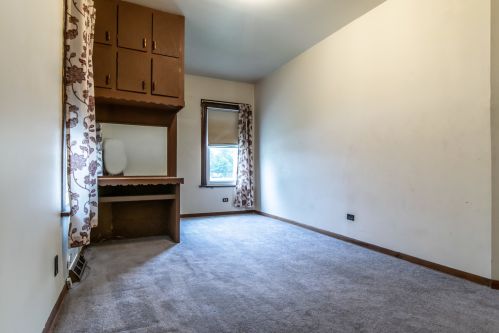 14206 Lincoln Ave, Dolton IL 60419-2340 exterior