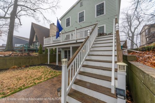 6249 Reynolds Rd, Haslett MI 48840-8906 exterior