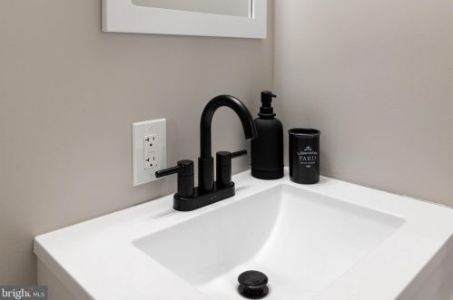 104 Adams St, Limerick PA  19468-2213 exterior