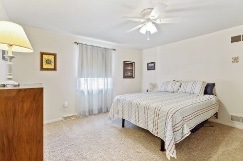 100 Parliament Dr, Moon Twp PA 15108-3276 exterior