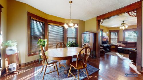 330 Ridgeland Ave, Waukegan IL 60085-2063 exterior