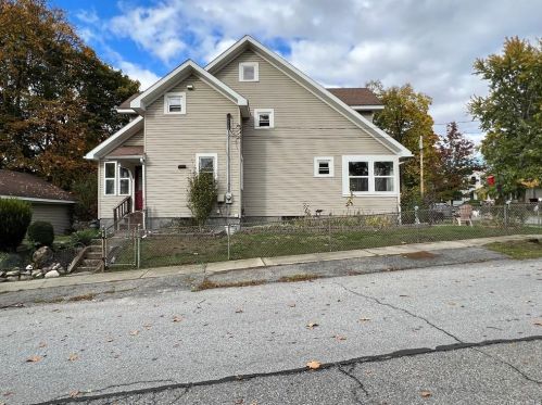 63 Oakdale Ave, Poughkeepsie, NY 12601-1639