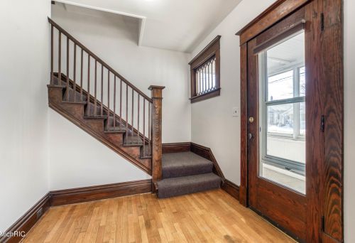 25 Elmwood, Grand Rapids MI 49505-4777 exterior