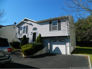 81 Branca Ct, Milford, CT 06461-2270