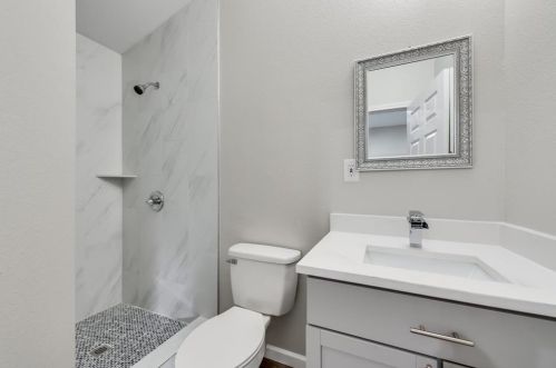 2634 Cypress Ave, Dallas TX  75227-8024 exterior