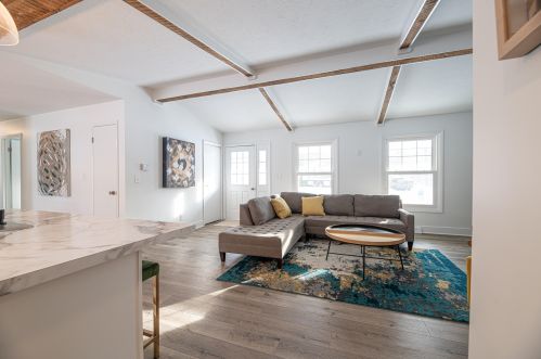 1748 Prince Ln, Meskegon MI  49445-1742 exterior