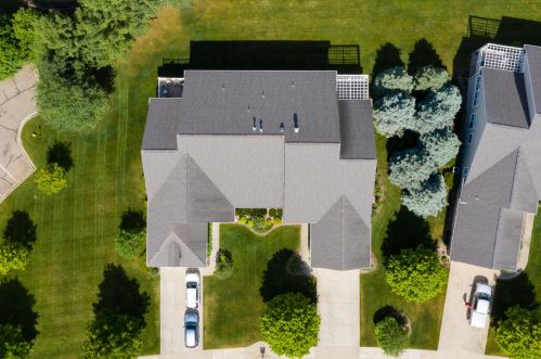 8690 Oakland Hl Cir, Kalamazoo MI 49024-5298 exterior