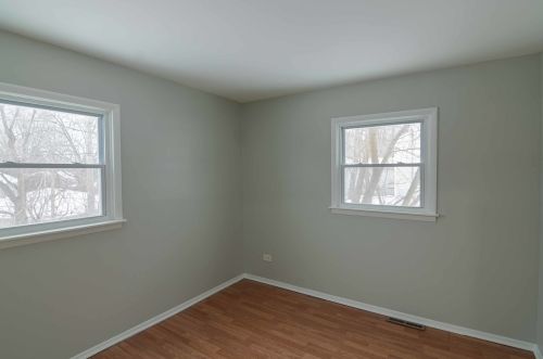 2617 Lewis Ave, Waukegan IL 60087-3801 exterior