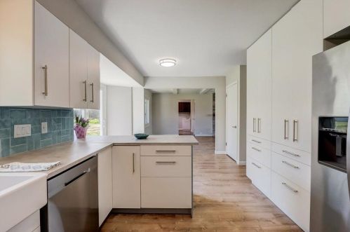 4870 82, Milwaukee WI 53220-4219 exterior