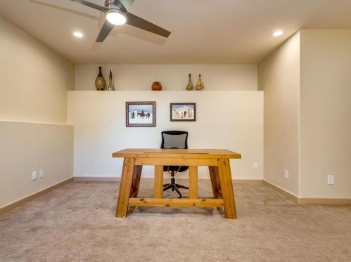 3909 Edwards Mtn Dr, Austin TX 78731-3845 exterior