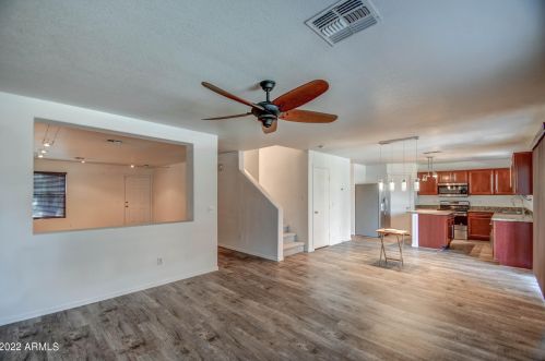 5912 Albeniz Pl, Phoenix AZ 85043-1973 exterior