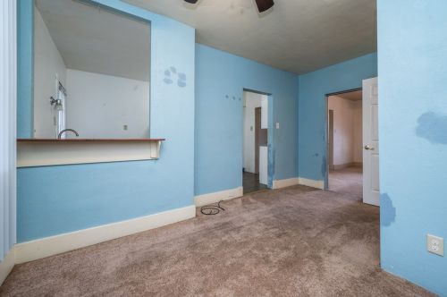 1626 Leolyn St, Pittsburgh PA  15210-3939 exterior