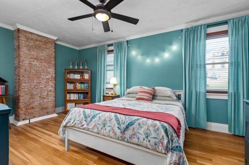 2431 Arlington Ave, Pittsburgh PA 15203-1313 exterior