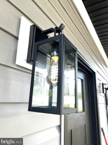 3101 Memorial St, Alexandria VA 22306-1542 exterior