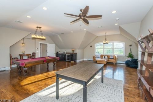 752 Ridge Road Ter, Kinnelon NJ  07405-2132 exterior