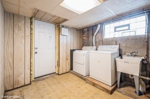 9400 Racine Ave, Chicago IL 60643-5401 exterior