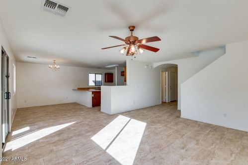 5906 32 Ave, Phoenix AZ 85017-4015 exterior