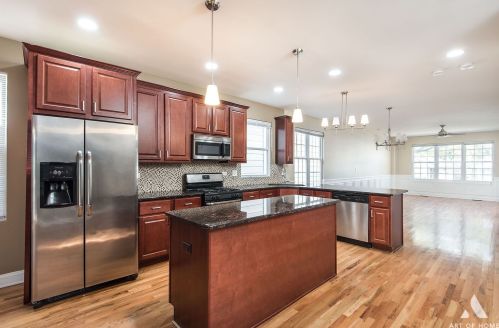 7953 Woodlawn, Chicago IL 60619-4508 exterior