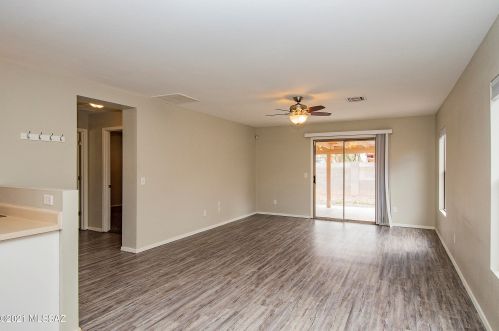 2638 Cambridge Ring Dr, Tucson AZ 85706-3658 exterior