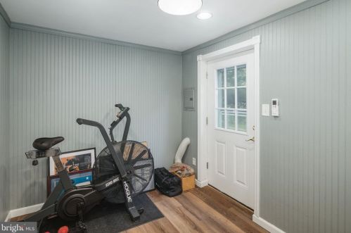 400 Beechwood Ave, Tavistock NJ 08033-1105 exterior