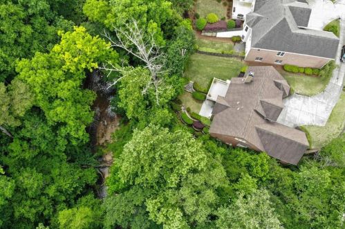 6991 Brandon Ml Rd, Atlanta GA 30328-2031 exterior