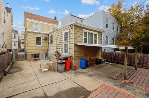 4520 Cottage, Union City NJ 07087-2702 exterior