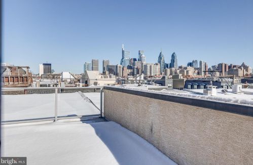 2308 Catharine St, Philadelphia PA 19143-1628 exterior