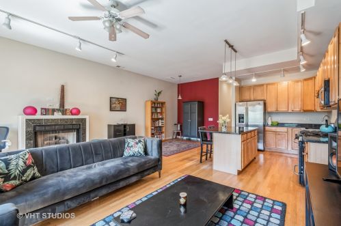 4806 Milwaukee Ave, Chicago, IL 60630-2104