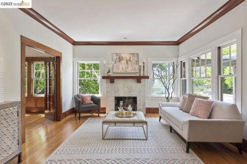 2747 Fulton St, Berkeley CA 94705-1031 exterior