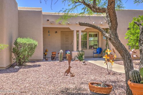 1025 Los Altos Rd, Tucson, AZ 85704-4133