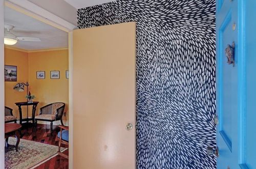 93 Arnold St, Providence, RI 02906-3043