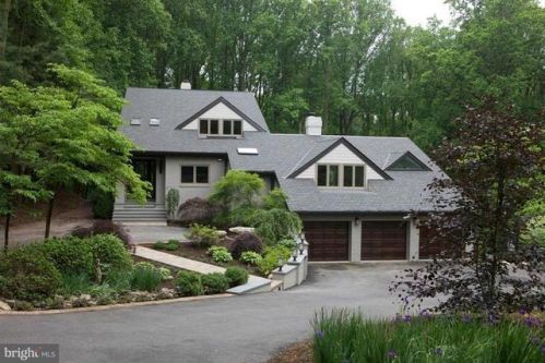 7827 Langley Rdg Rd, Mc Lean VA  22102-1418 exterior