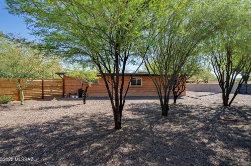 4950 Bermuda St, Tucson AZ 85712-2020 exterior