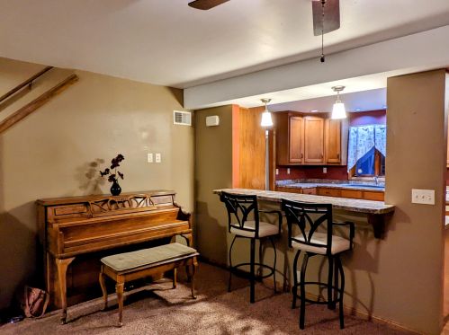 1706 Jackson St, Manitowoc WI 54220-6463 exterior