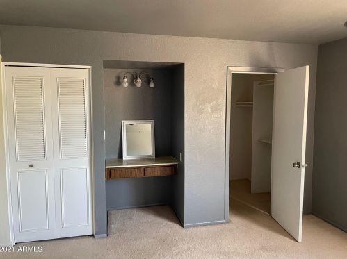 8224 33rd Ave, Phoenix AZ 85017-2303 exterior