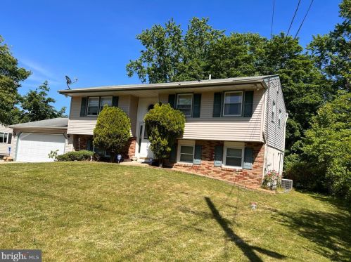 305 Apache Trl, Browns Mills, NJ 08015-6209