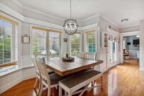 2252 Joyce Ln, Naperville IL 60564-4392 exterior