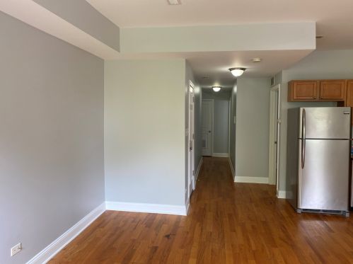 6035 Prairie Ave, Chicago IL 60637-2215 exterior