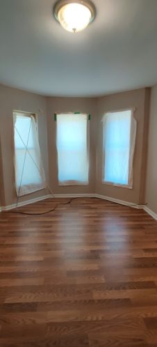 6614 Evans Ave, Chicago, IL 60637-4131