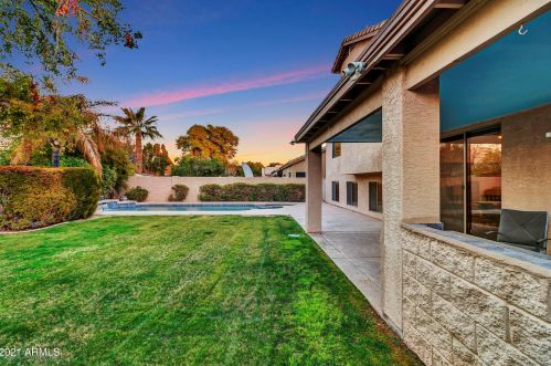 4402 Linda Ln, Chandler AZ 85226-5852 exterior