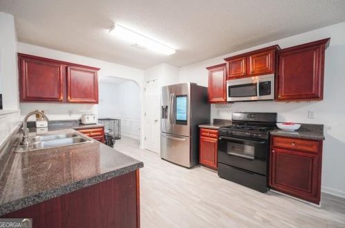 1942 Eshelman Ct, Atlanta GA  30349-7518 exterior