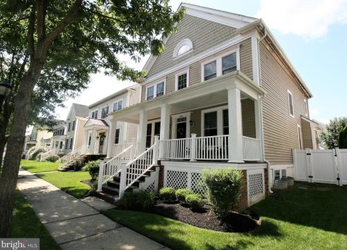 108 George St, Trenton, NJ 08691-4176