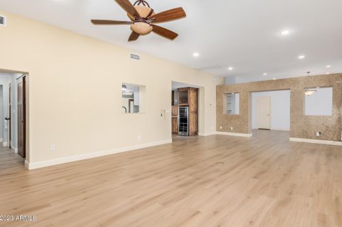 16402 40 Pl, Phoenix AZ 85050-8973 exterior