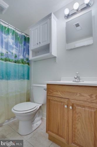 1820 Holland Clf Rd, Huntingtown MD 20639-8811 exterior